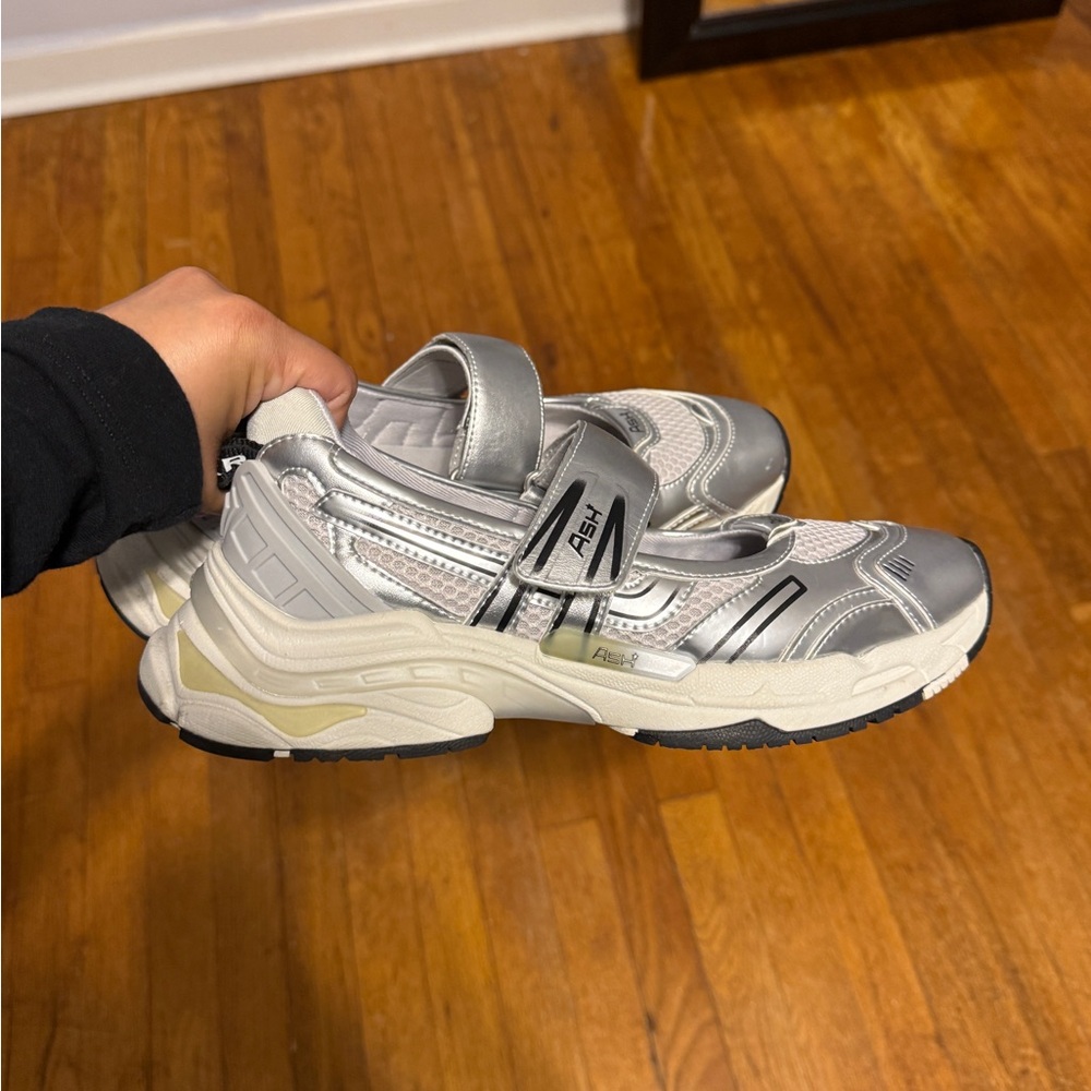 Ash rolls strap sneakers